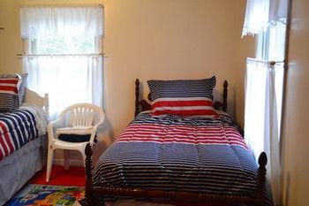 Lazy T Ranch Guest House Manhattan Esterno foto